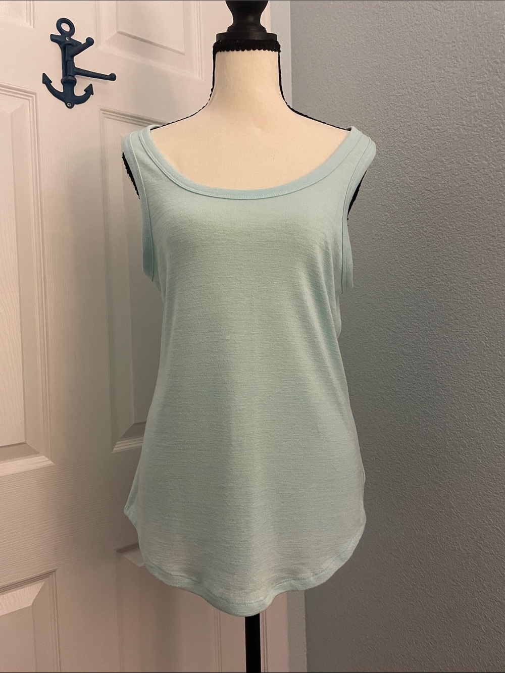 Gap Women's Mint Green Scoop Neck Tank Top